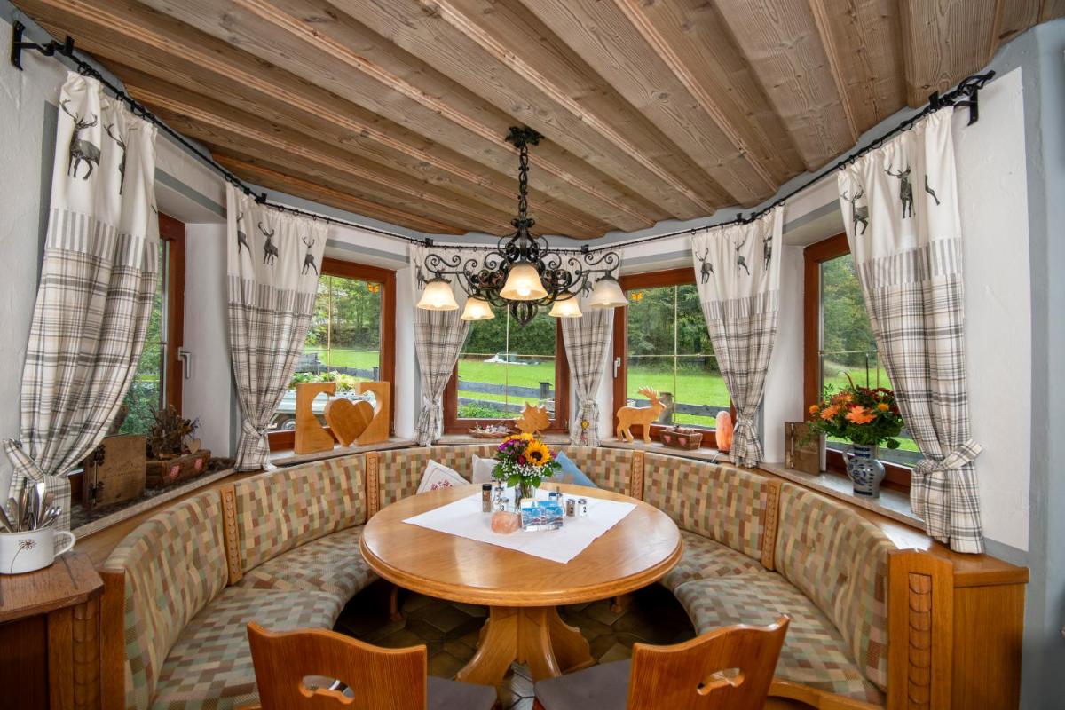 Hotel - Pension Alpenstern - Housity