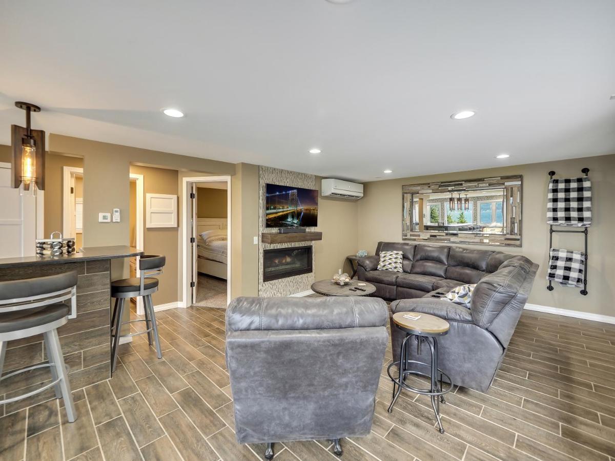 Lakeview Bungalow - Housity