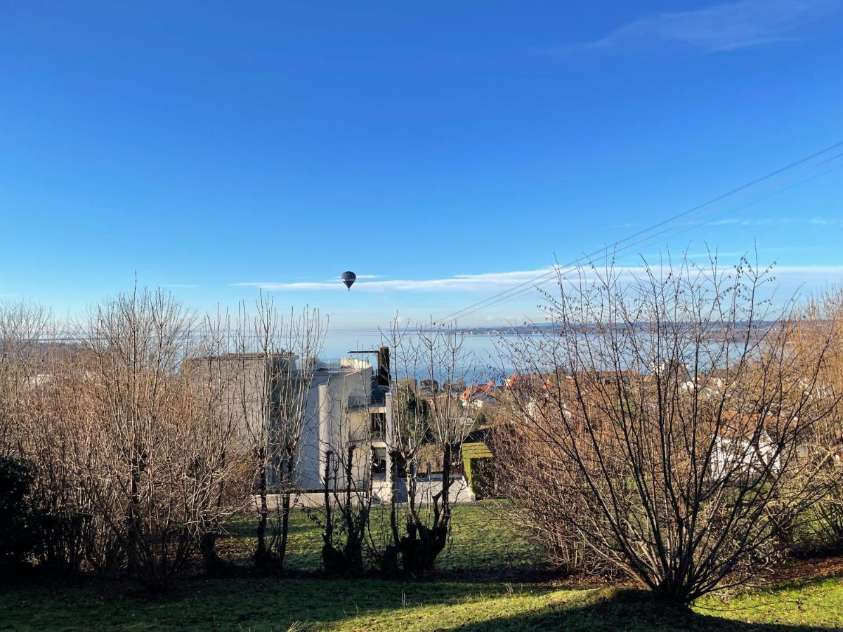 Villa mit traumhaftem Blick über den Bodensee - Housity