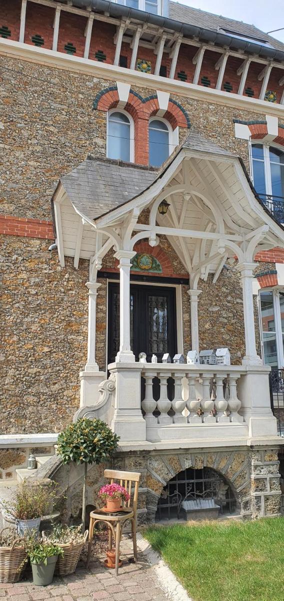 Maison d'hôte Disney Les Flolies du Bord de Marne - Housity