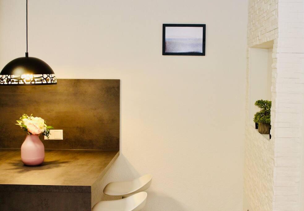 Frevor DESIGN L 2 - Housity