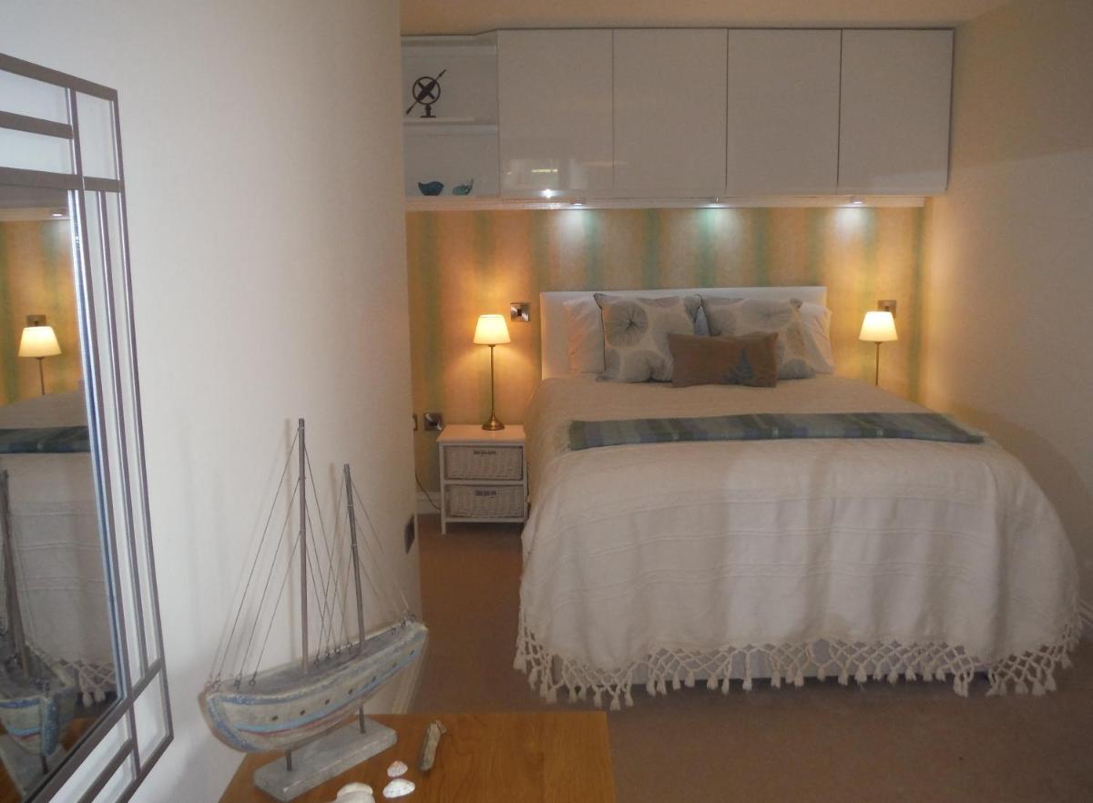 Old Templars Cottage - Housity
