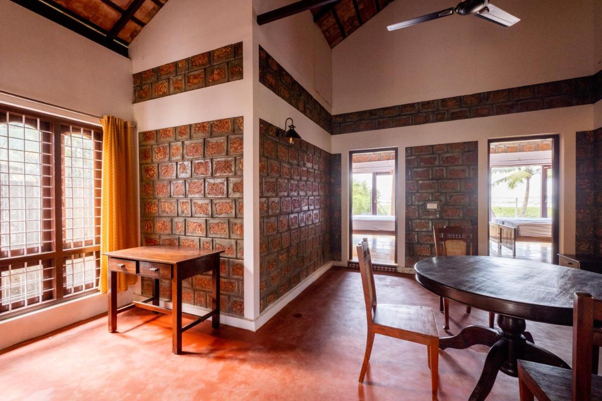 Selcouth, Pet-friendly 2br by the backwaters by Roamhome - Housity