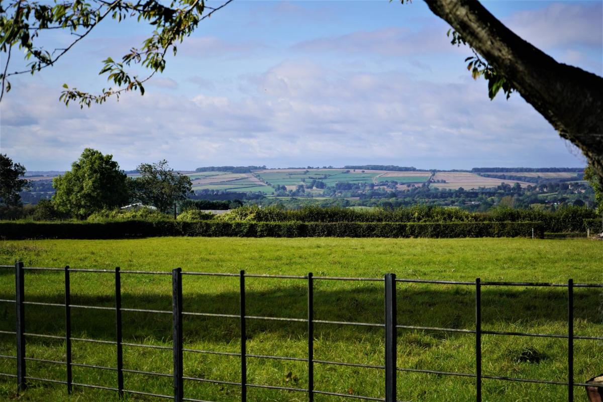 Banbury Hill Farm - Housity