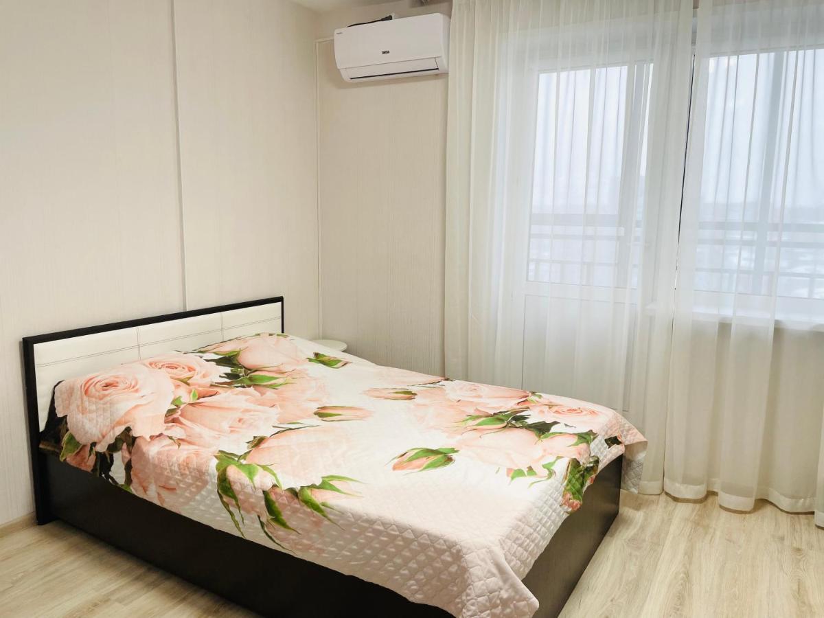 Alisa Apartment - Housity