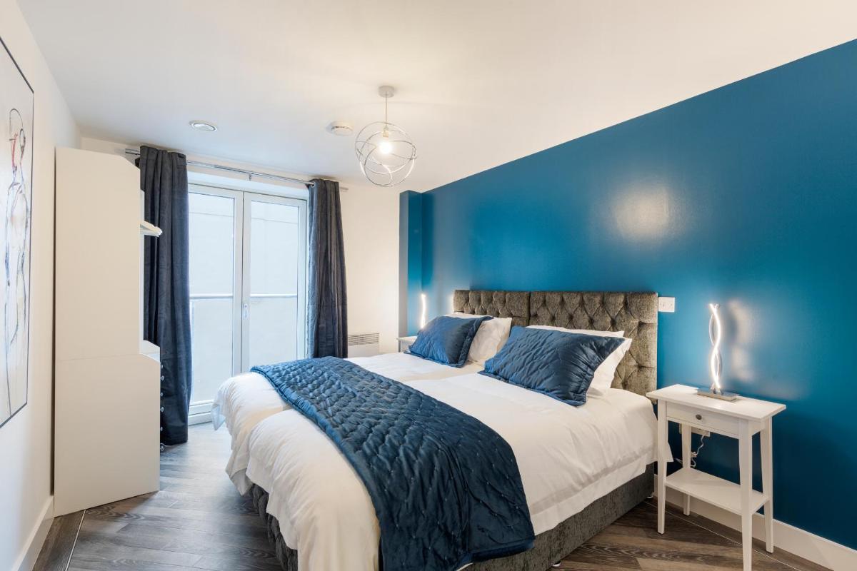 The Cooper - Housity