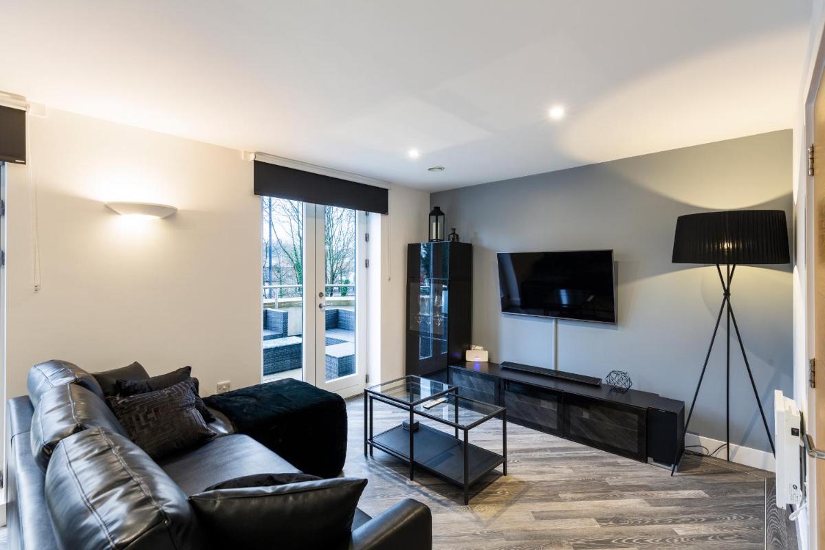 The Cooper - Housity