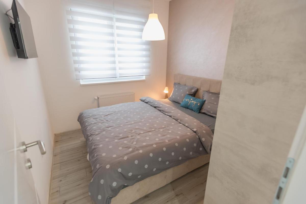 Apartment Ekatarina - Housity