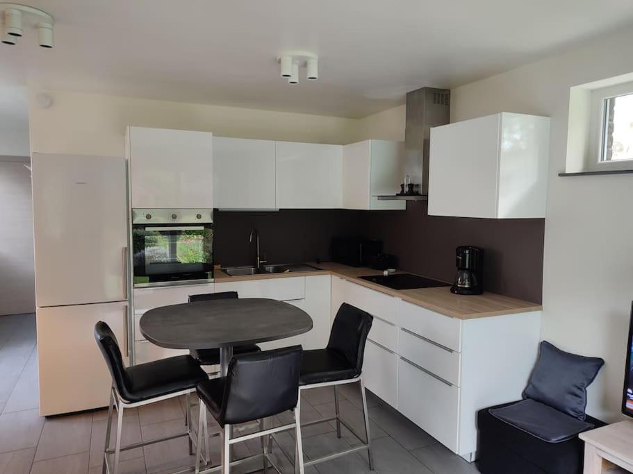 Appartement dans un superbe quartier résidentiel - Housity