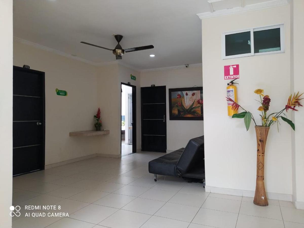 Hotel Calarca N1 - Housity