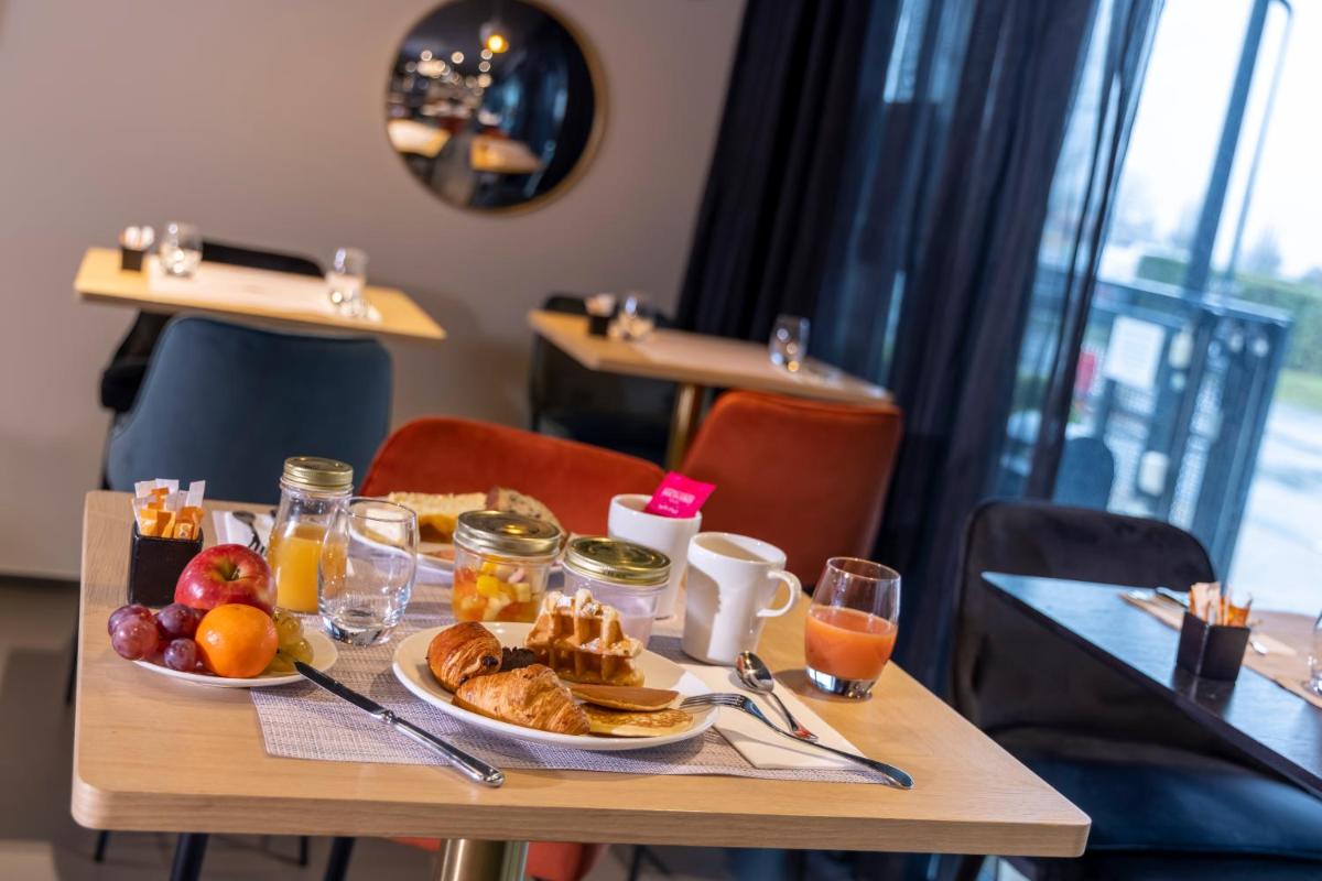 Nourriture dans l'hôtel ou à proximité