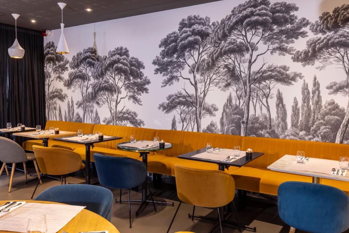 Restaurant ou autre lieu de restauration dans l'établissement PADJA Hôtel & Spa Vannes