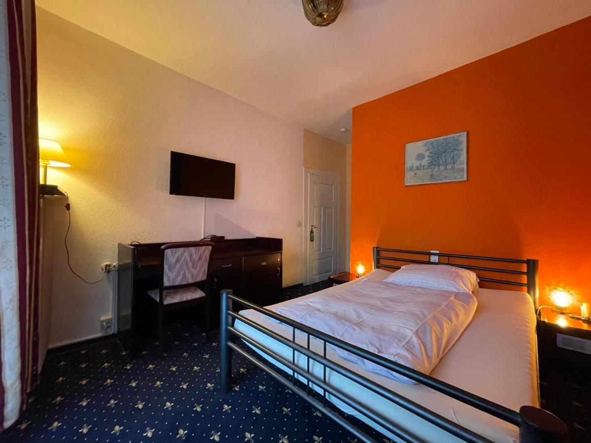 Hotel Kull von Schmidsfelden - Housity