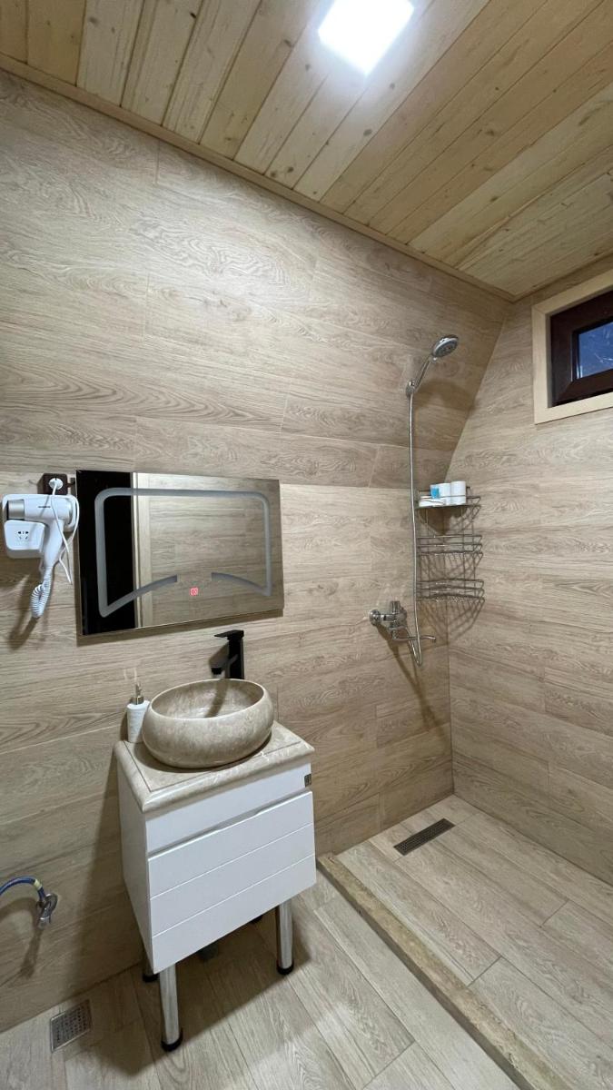 AURA Cottages - Housity