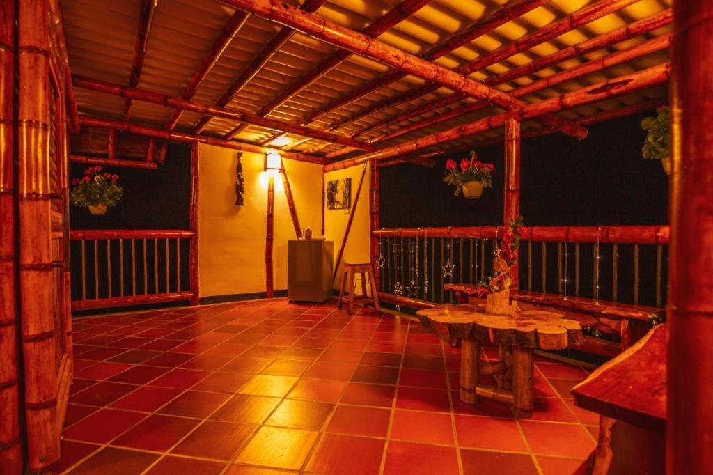 Finca Hotel Santa Bàrbara - Housity