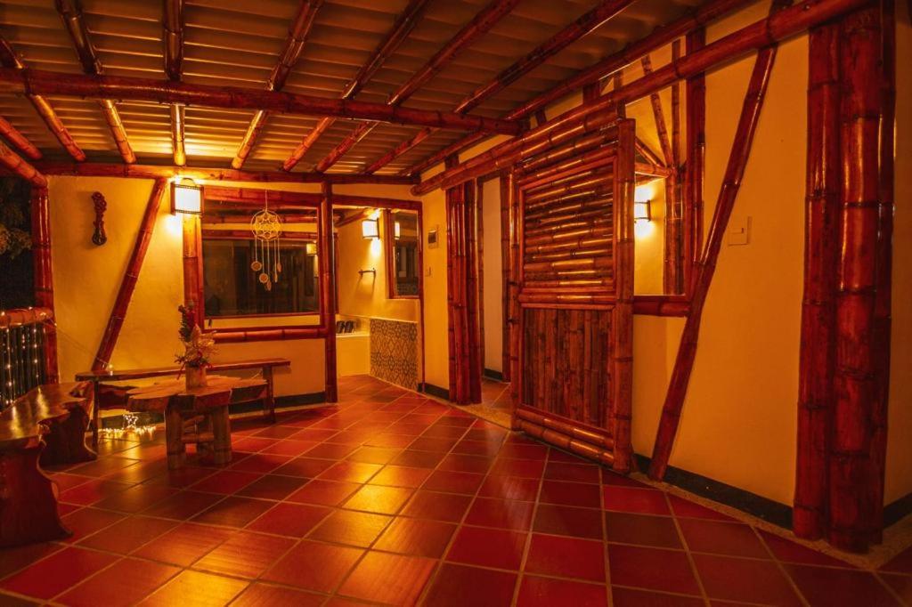 Finca Hotel Santa Bàrbara - Housity