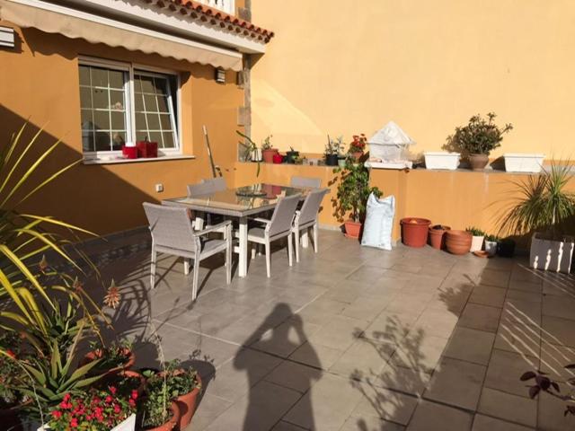Grosse Terrasse. Modern. Home office. Solarium - Housity