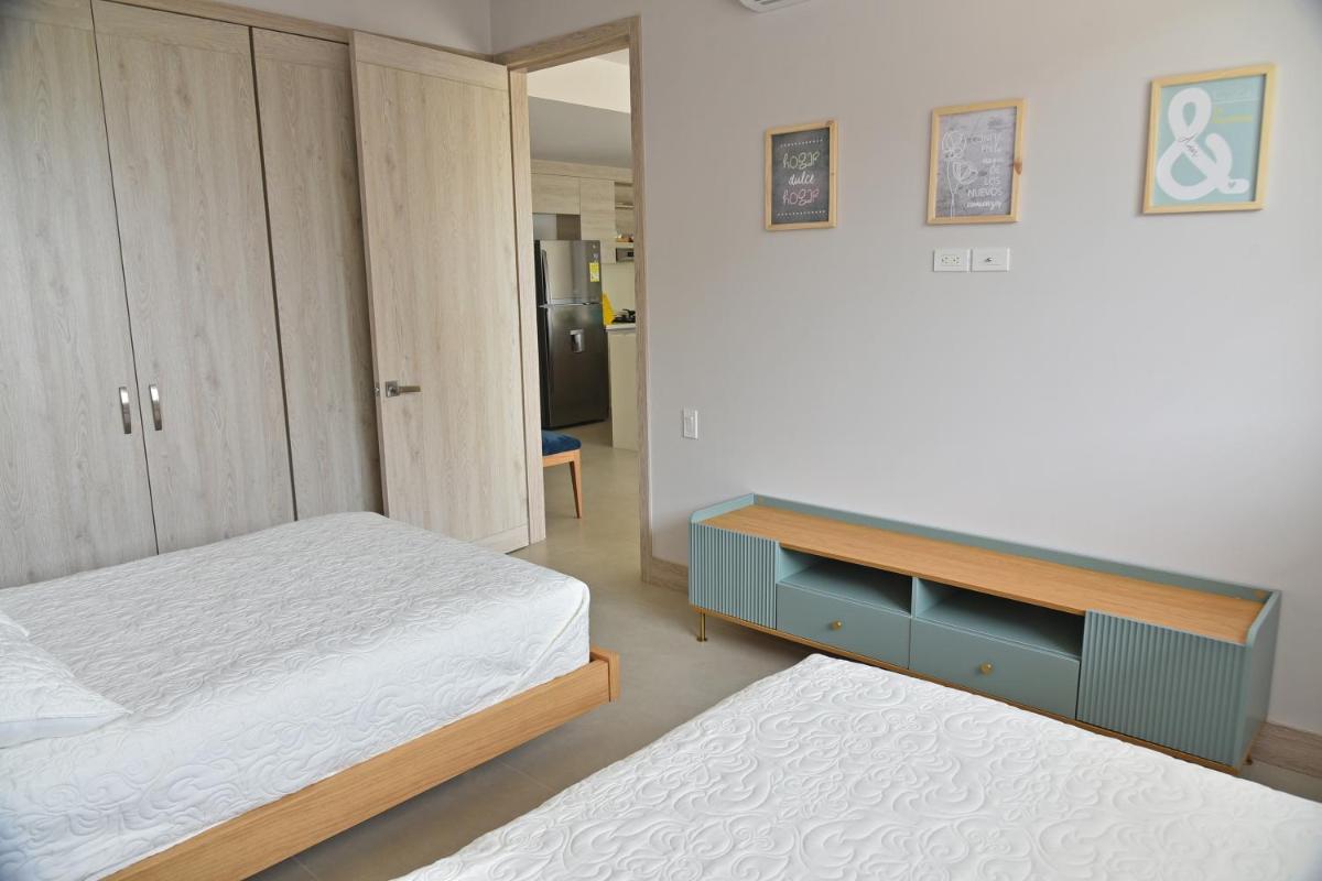 Suitetrails - Spacious apartment in a modern condominium w lovely view
