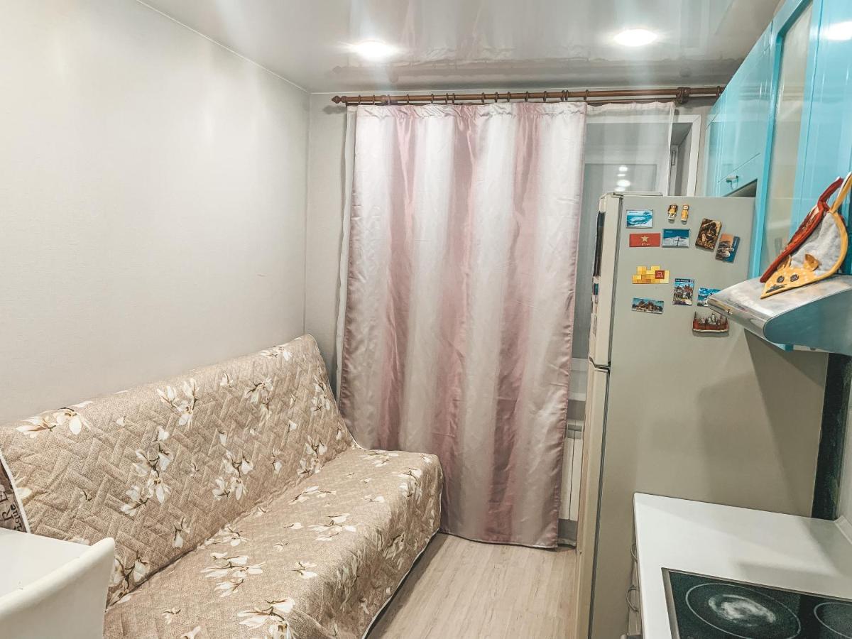 Suitetrails - Apartments on Komsomolsky 37