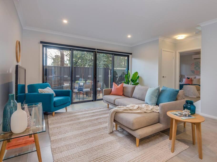 Merchant's Court, Quiet and Central 3 bedroom townhouse - Housity