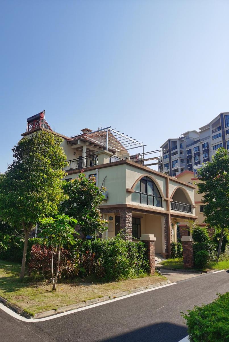 Beautiful Haikou courtyard villa - Housity