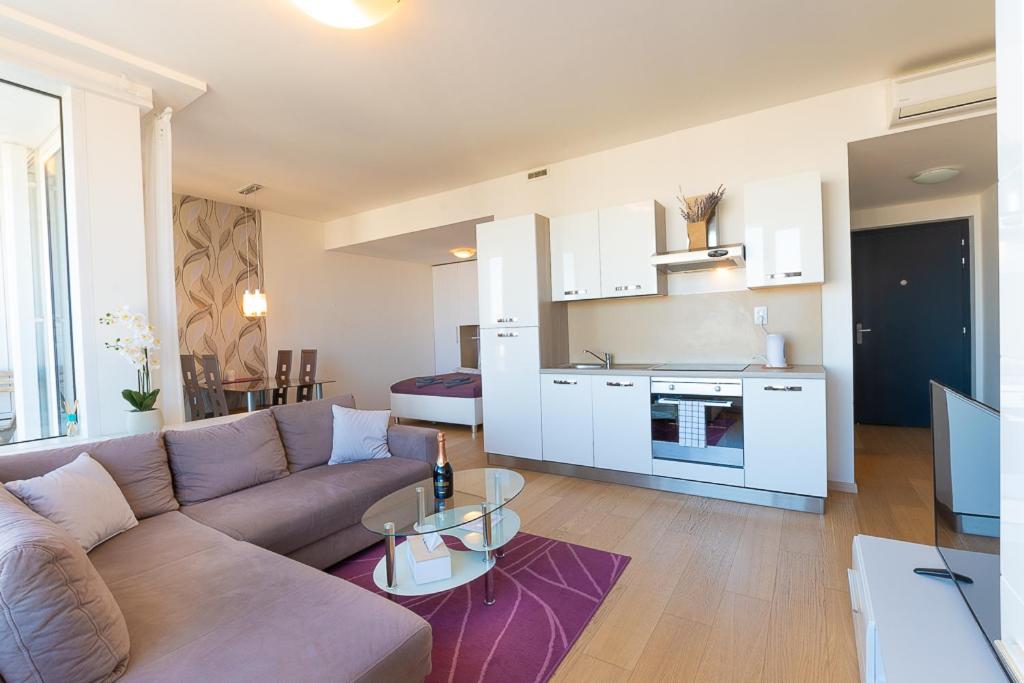 PANORAMAview/31thFloor!/LUXURY/Wifi/Parking - Housity