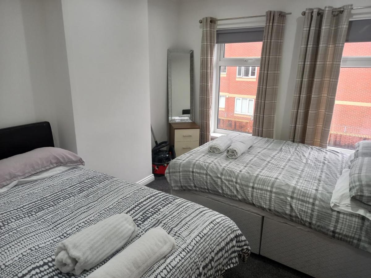 Apartment with Roof Terrace close to City Centre - Housity