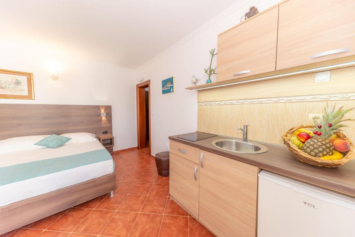 Guest House Medin - Housity