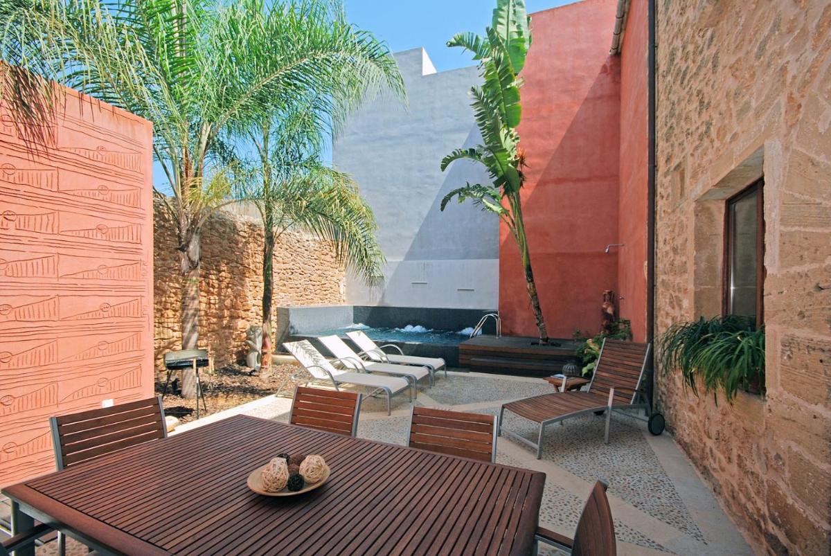 Villa Murallas - Housity