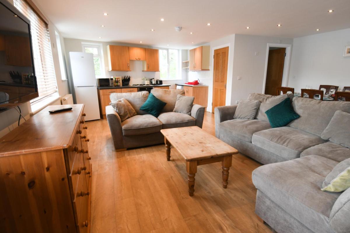 Marsham Court Hotel - Housity