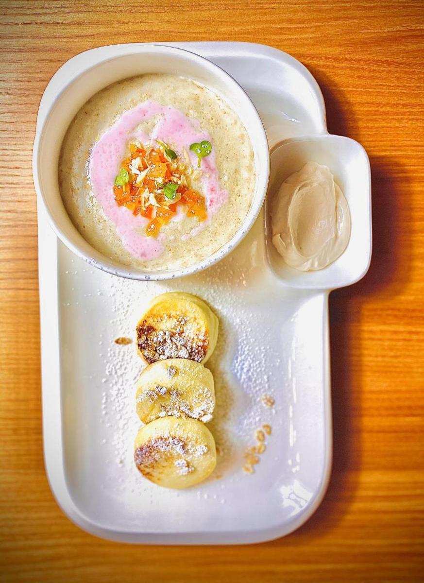 Hotel Voskresensky - Housity