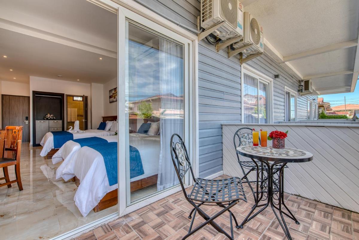 Swans Cay Hotel - Housity
