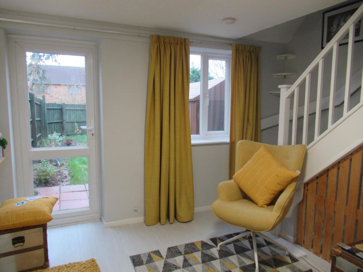 Bradley Stoke House - Housity