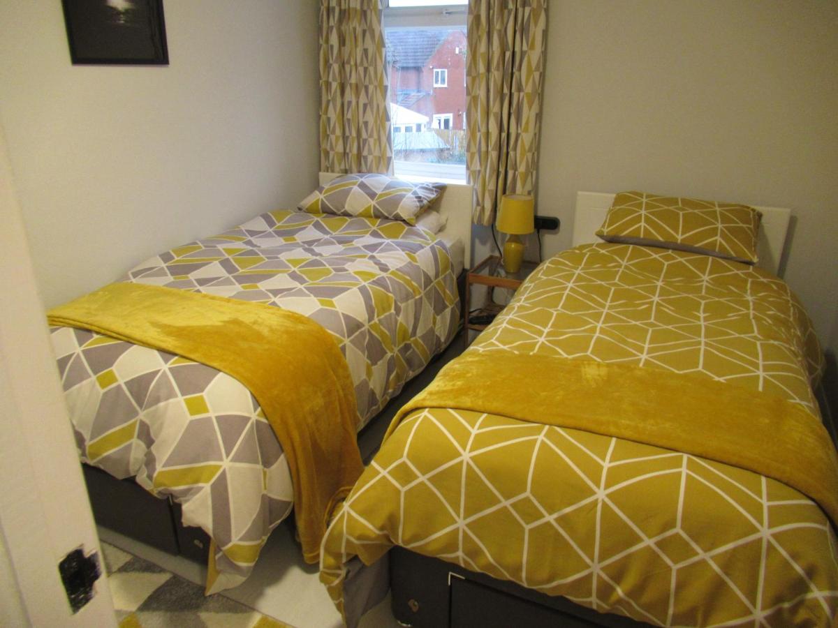 Bradley Stoke House - Housity