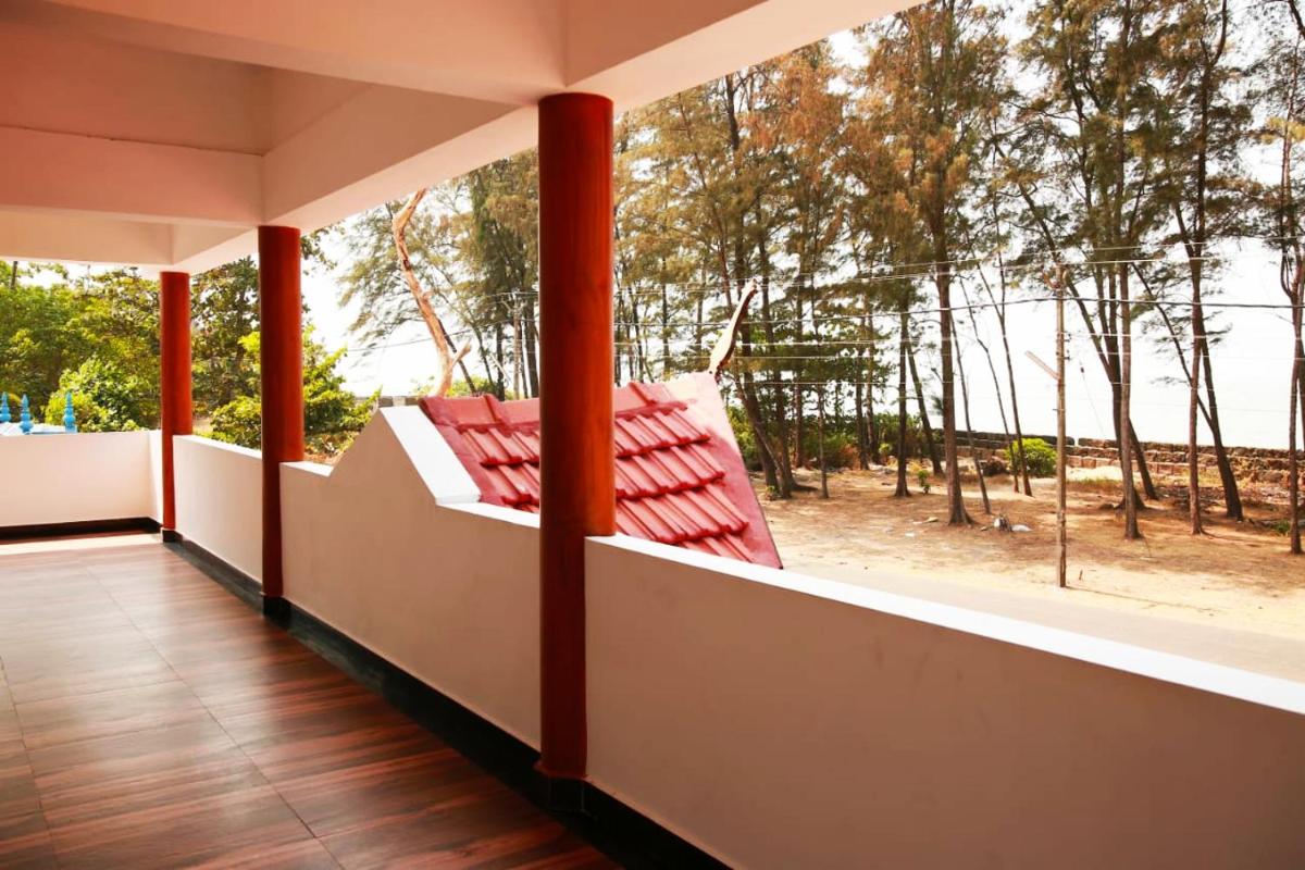 Relax Beach Inn - Housity