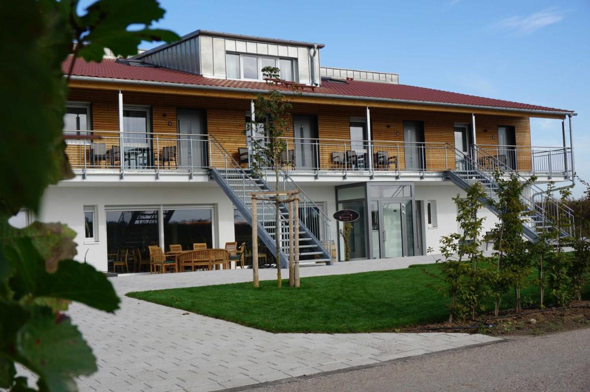 Weingut Schaaf - Housity