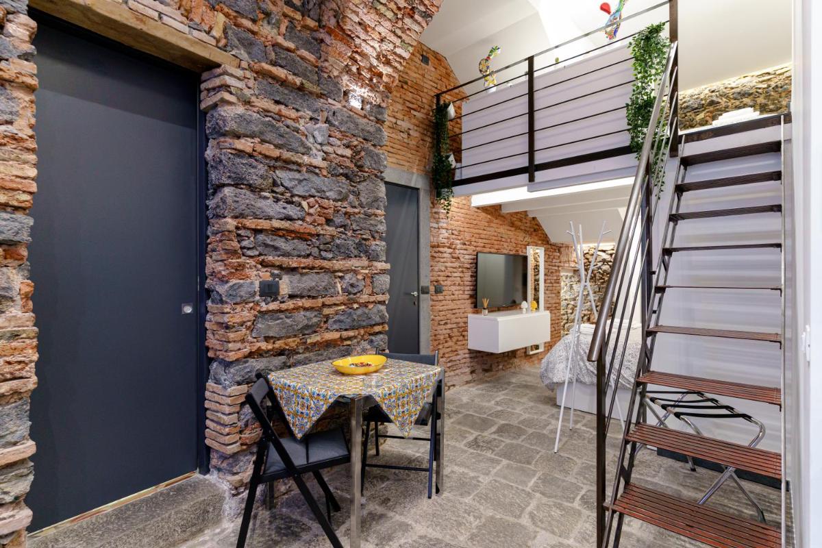 Antico Basolato House - Housity