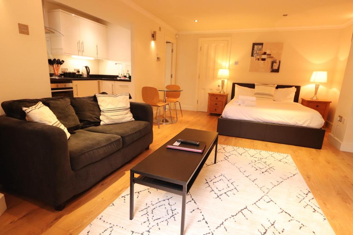 Clifton Studio - Housity