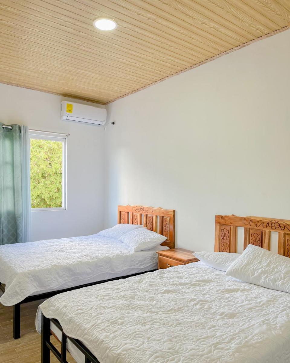 Hospedaje Las Uvas - Housity