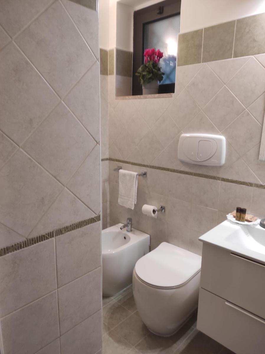 Dreams House Paola-luxury suite near airport - Housity