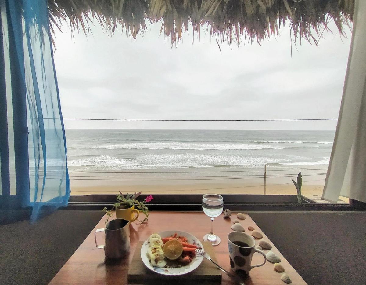 Rustica Beachfront Minisuites - Housity