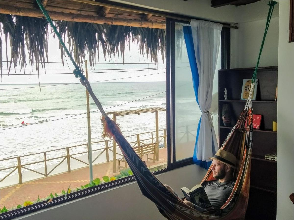 Rustica Beachfront Minisuites - Housity
