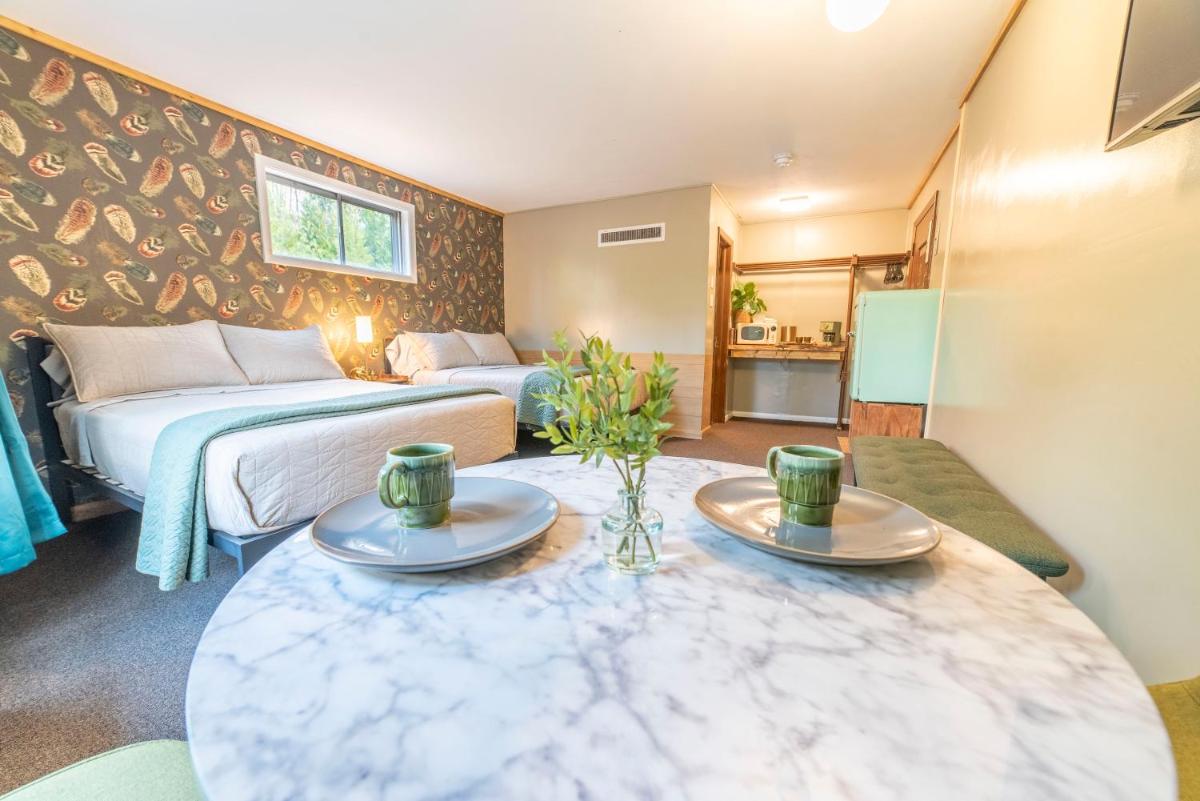 The Springs Motel - Housity