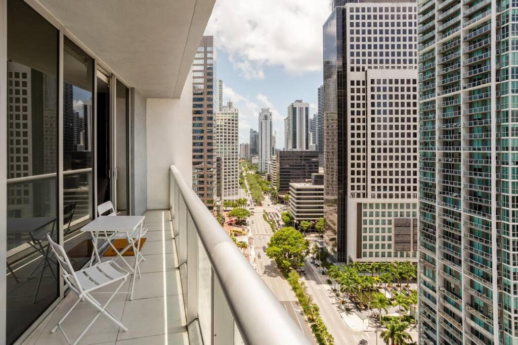 Downtown Miami Condo at the W - ICON Brickell - Housity