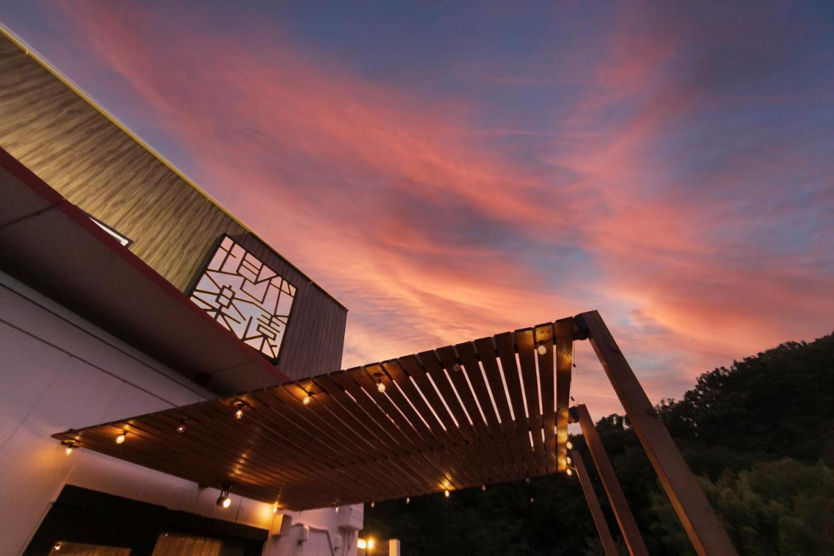 Hotel Gendairakuen Isehara - Housity