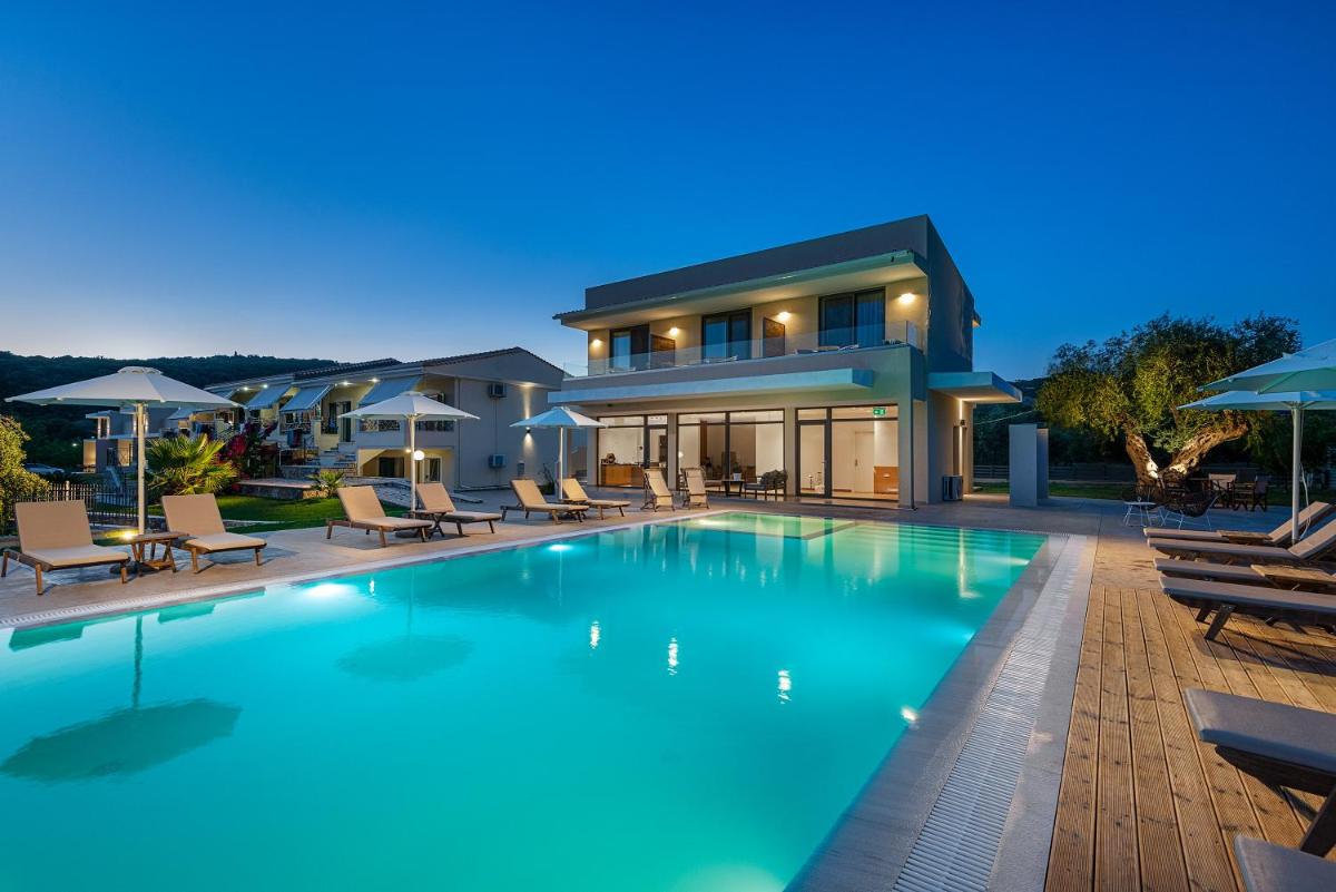 Urania Hotel - Housity