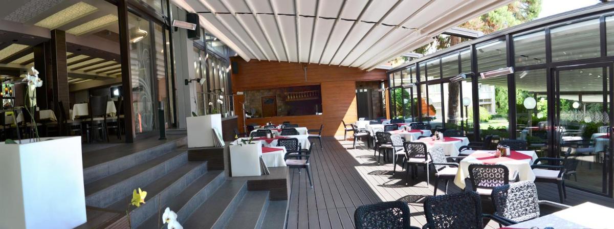 Green Hill Hotel - Housity