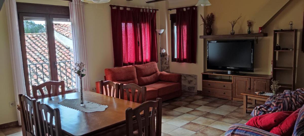 Apartamentos Alcalá de la Selva, Valdelinares, Aventura Blanca 2C - Housity