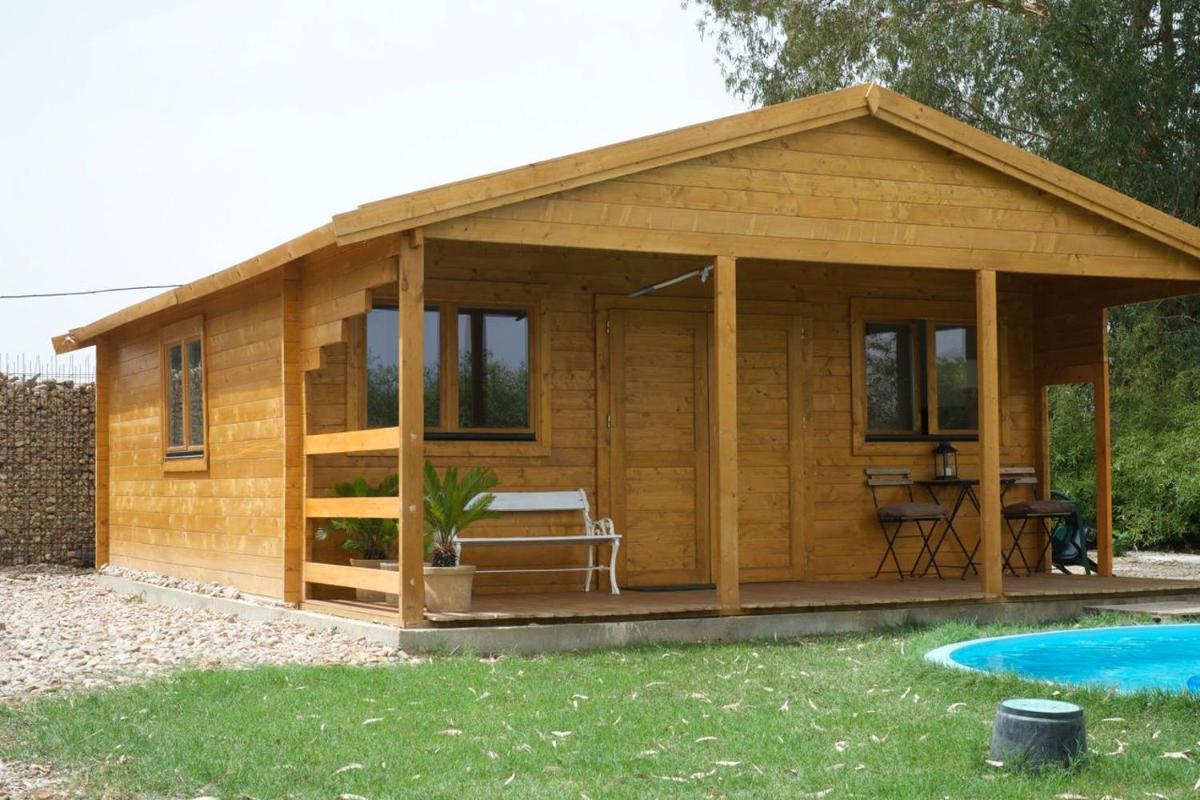 Hermoso Bungalow de madera - Housity