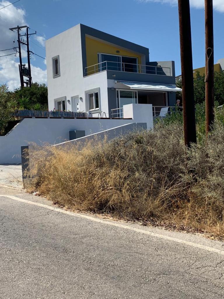 Milatos Heights Villa. - Housity